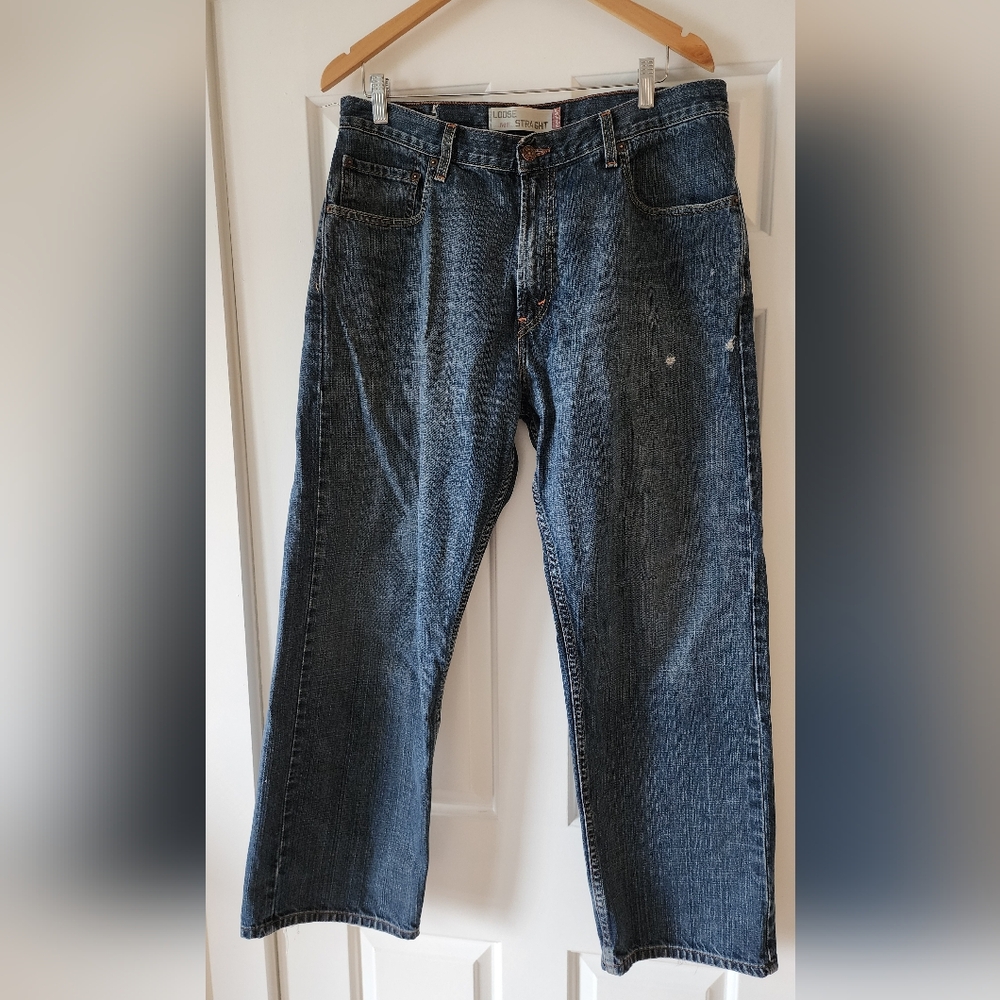 Levi's Loose and Straight 569  Size 34 W, 30 L